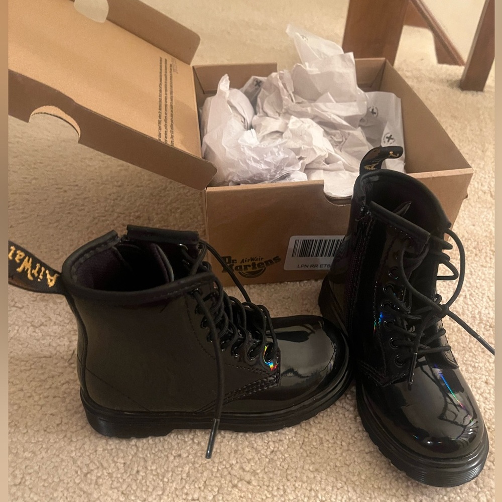 BNWT and box Dr.Martens